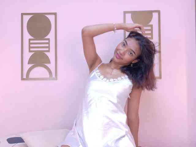 Miia-Spencer webcam