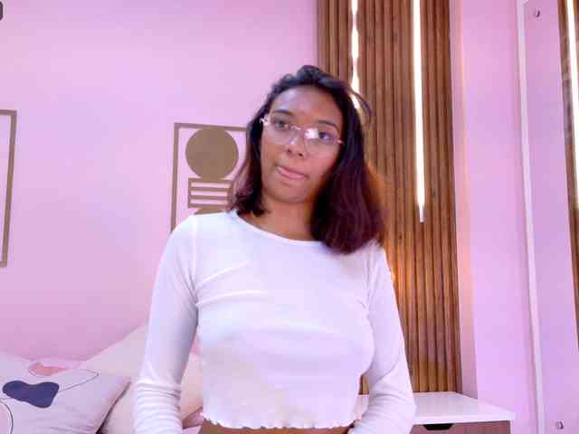 Miia-Spencer webcam