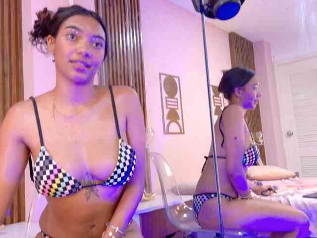 Miia-Spencer webcam