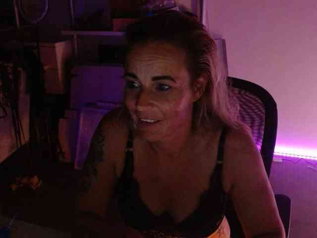 Ashley-Rose webcam