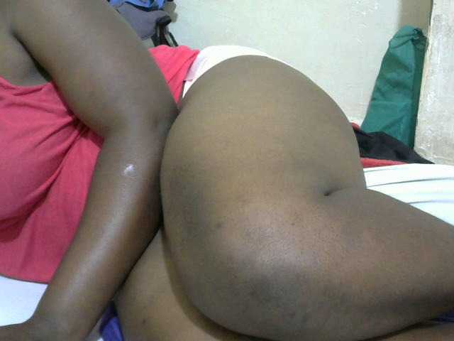 Sexycandy2 from BongaCams