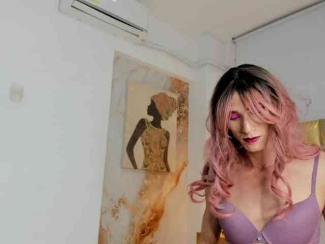 shantalanastasii... Live Webcam on BongaCams