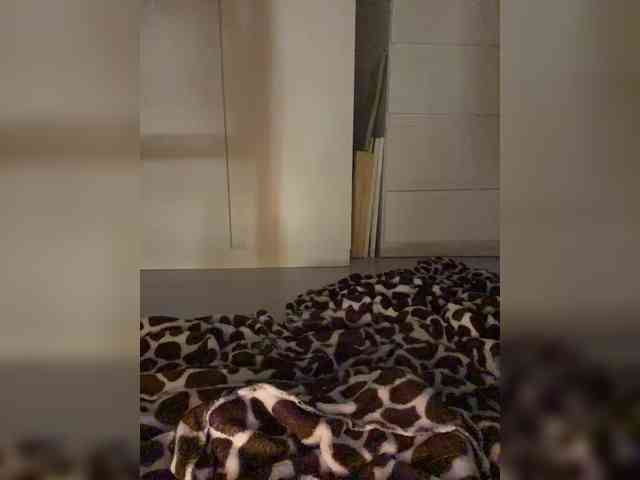 MilanaAis webcam