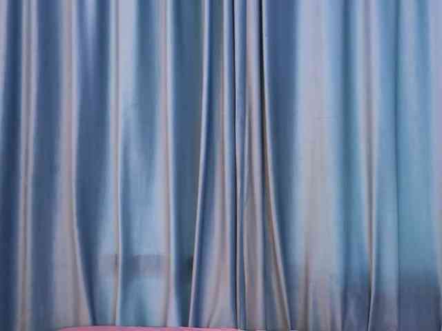 IlonaHolmes webcam
