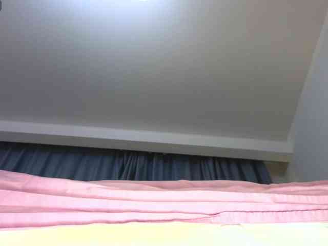 IlonaHolmes webcam