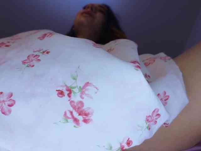 IlonaHolmes webcam