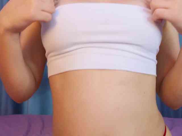 IlonaHolmes webcam