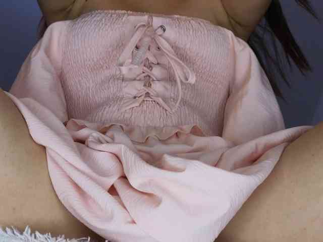 IlonaHolmes webcam