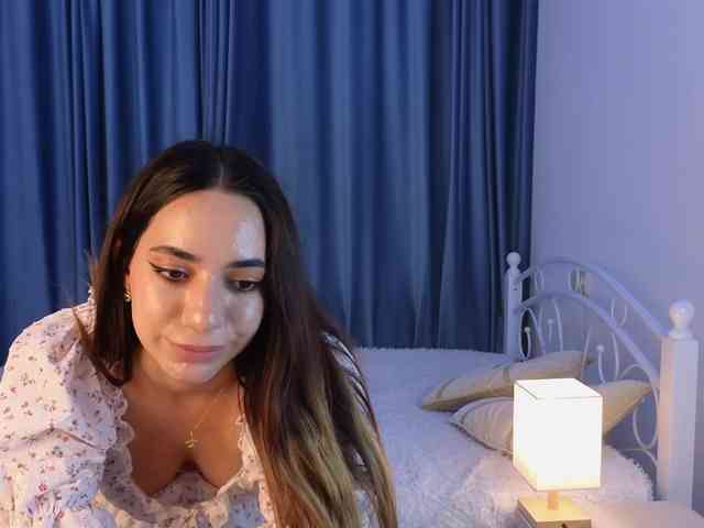 IlonaHolmes webcam