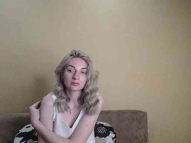LunaLicksy webcam