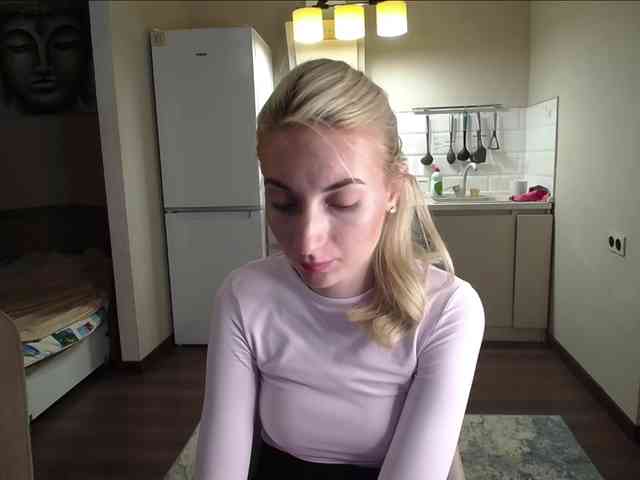 Модель: LunaLicksy