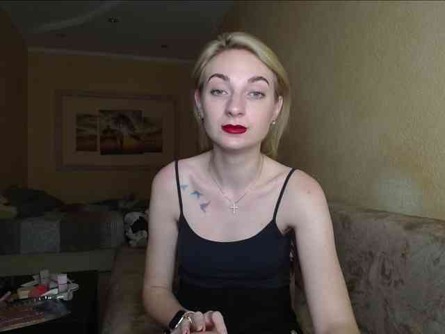 Модель: LunaLicksy