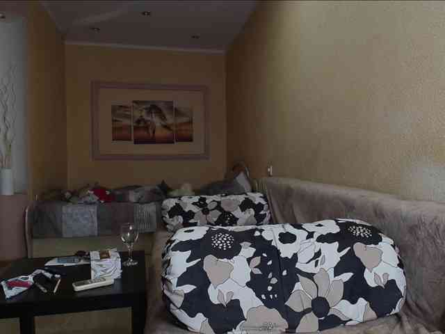 LunaLicksy webcam