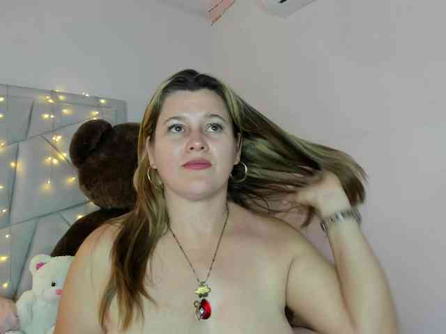 CharlotteClose webcam