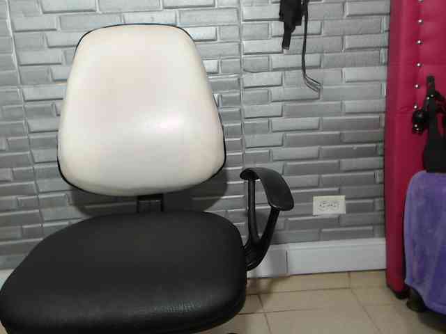 angierot20251 webcam
