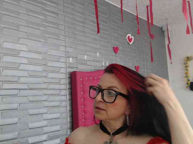 angierot20251 webcam