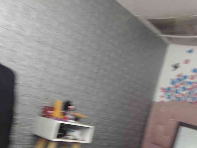 angierot20251 webcam