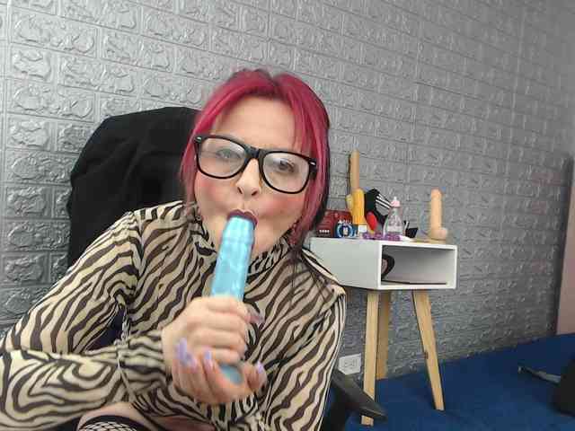 angierot20251 webcam