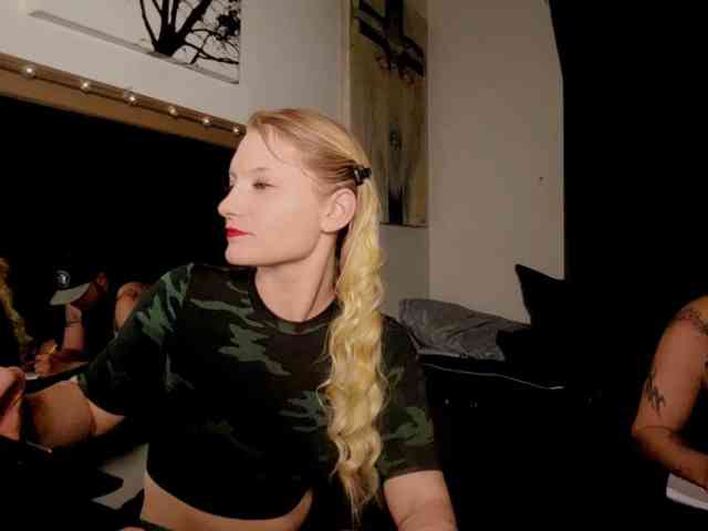 Lkangelach Live Webcam on BongaCams