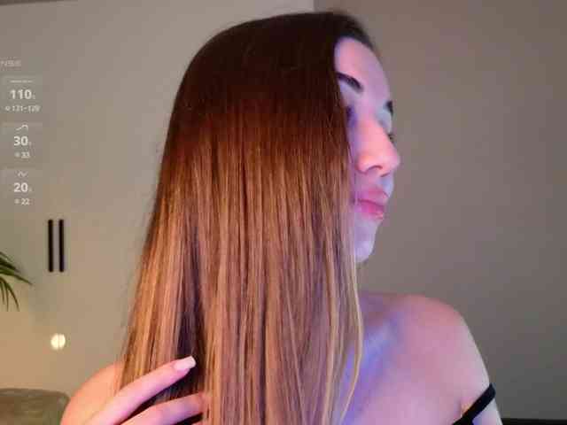 LizaLove webcam