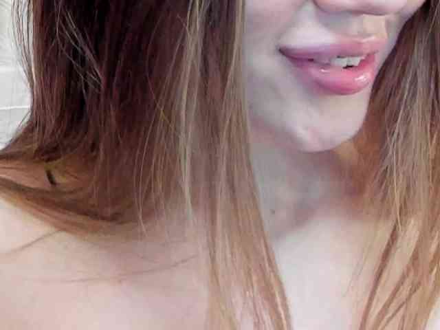 LizaLove webcam