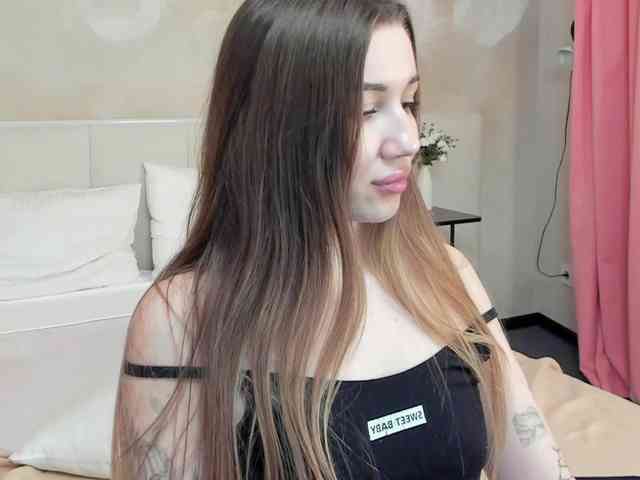 LizaLove webcam