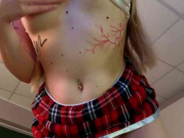 LizaLove webcam