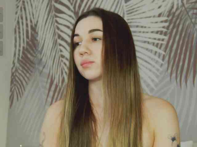 LizaLove webcam