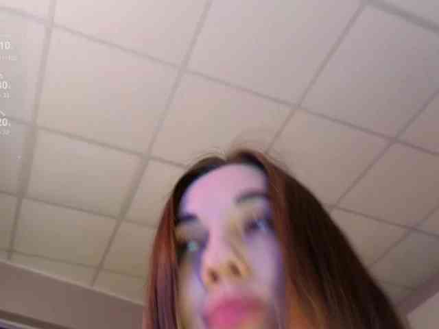 LizaLove webcam