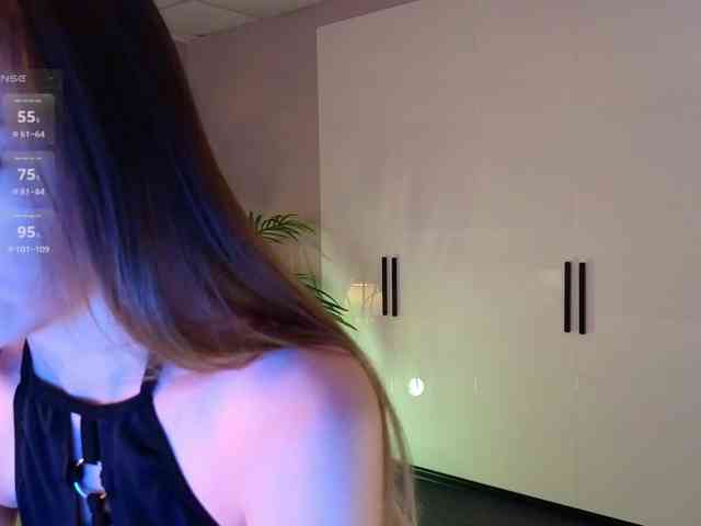 LizaLove webcam