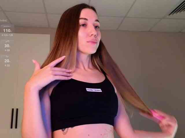 LizaLove webcam