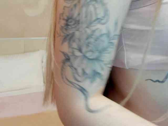 LizaLove webcam