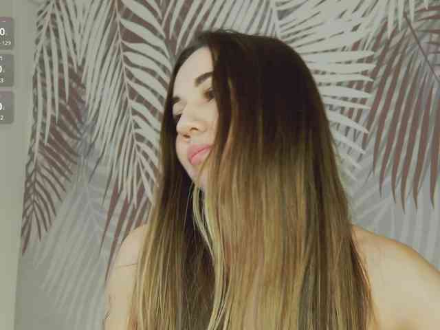 LizaLove webcam