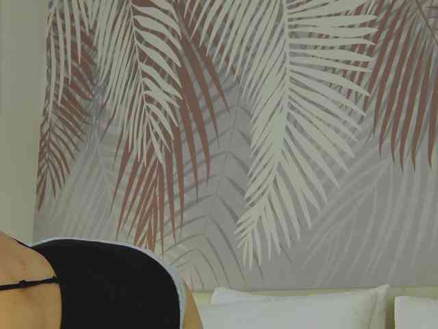 LizaLove webcam