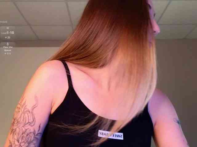 LizaLove webcam