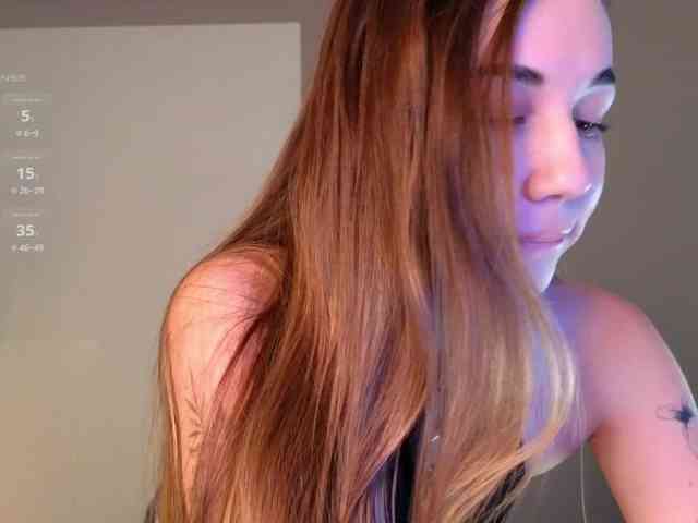 LizaLove webcam