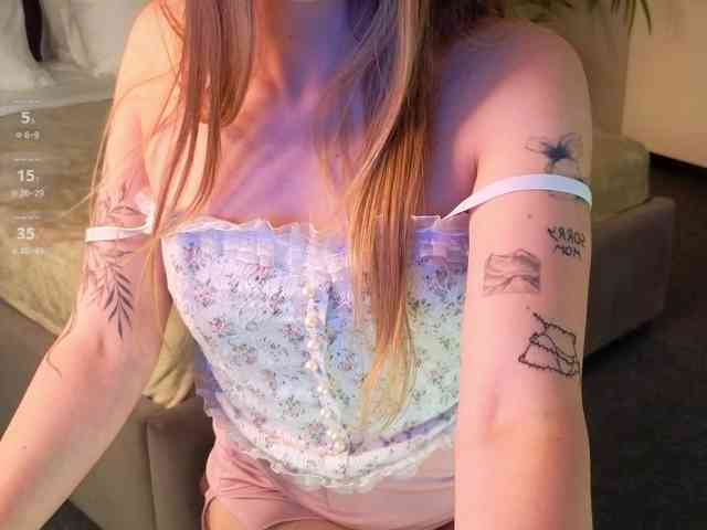 LizaLove webcam