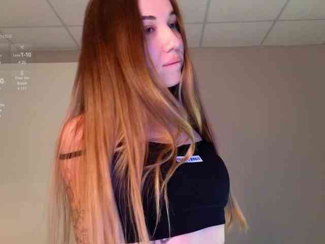LizaLove webcam