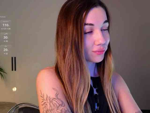 LizaLove webcam