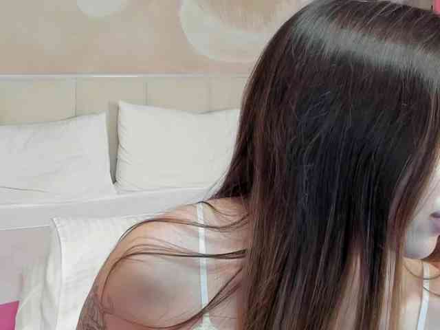 LizaLove webcam