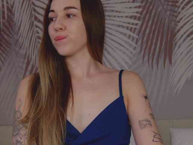 LizaLove webcam