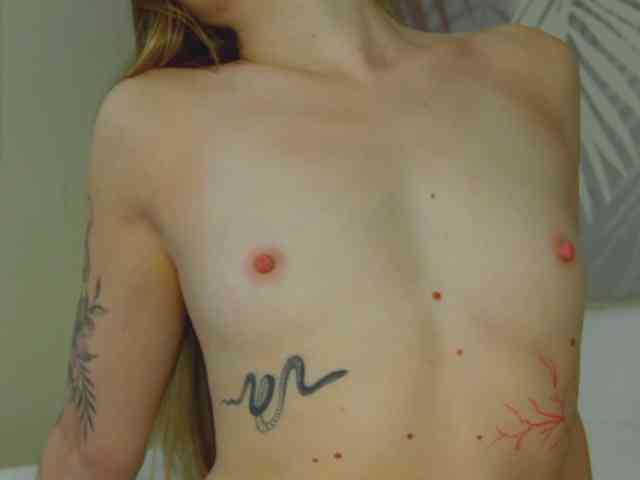 LizaLove webcam