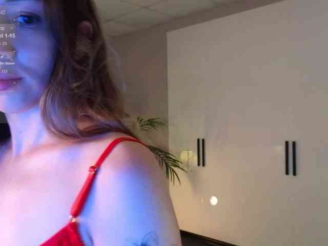 LizaLove webcam