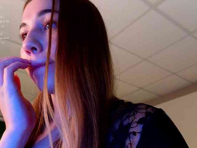 LizaLove webcam
