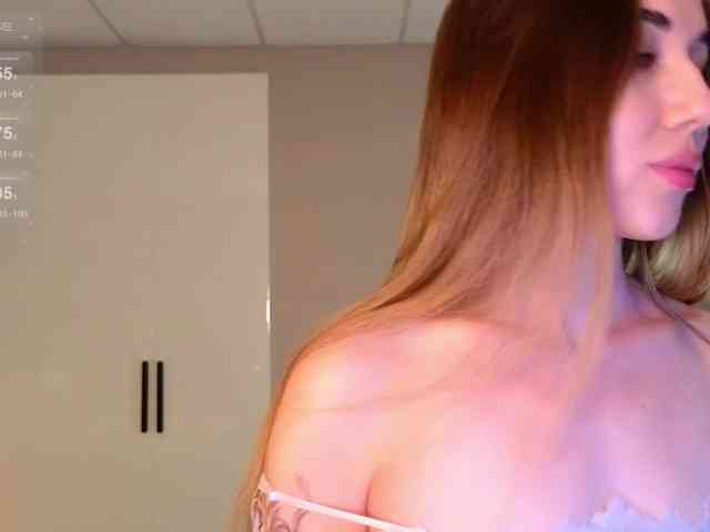 LizaLove webcam