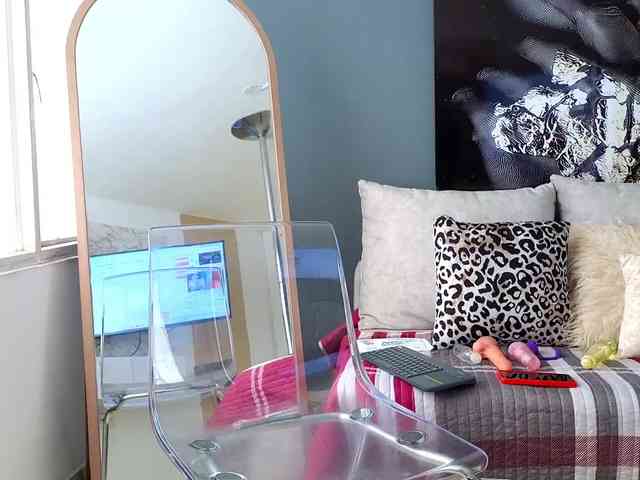 perlasecret webcam