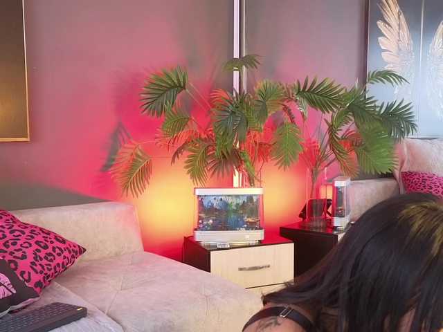  emilysecret chat room