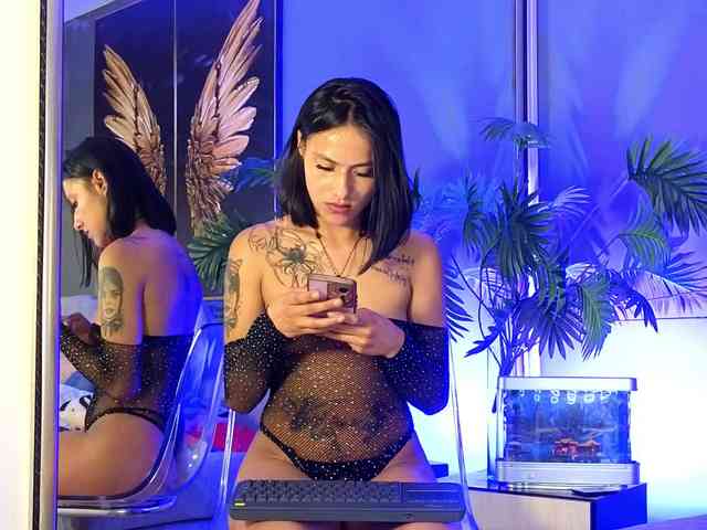 emilysecret webcam