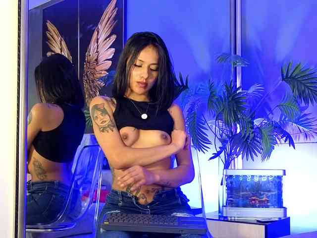 emilysecret webcam