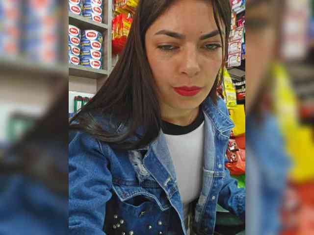 Estefanii-R webcam